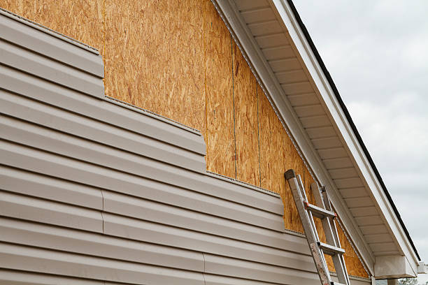 24/7 Emergency Vinyl Siding experts in Maple Heights, OH